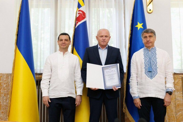 Шановний Мирославе Васильовичу!